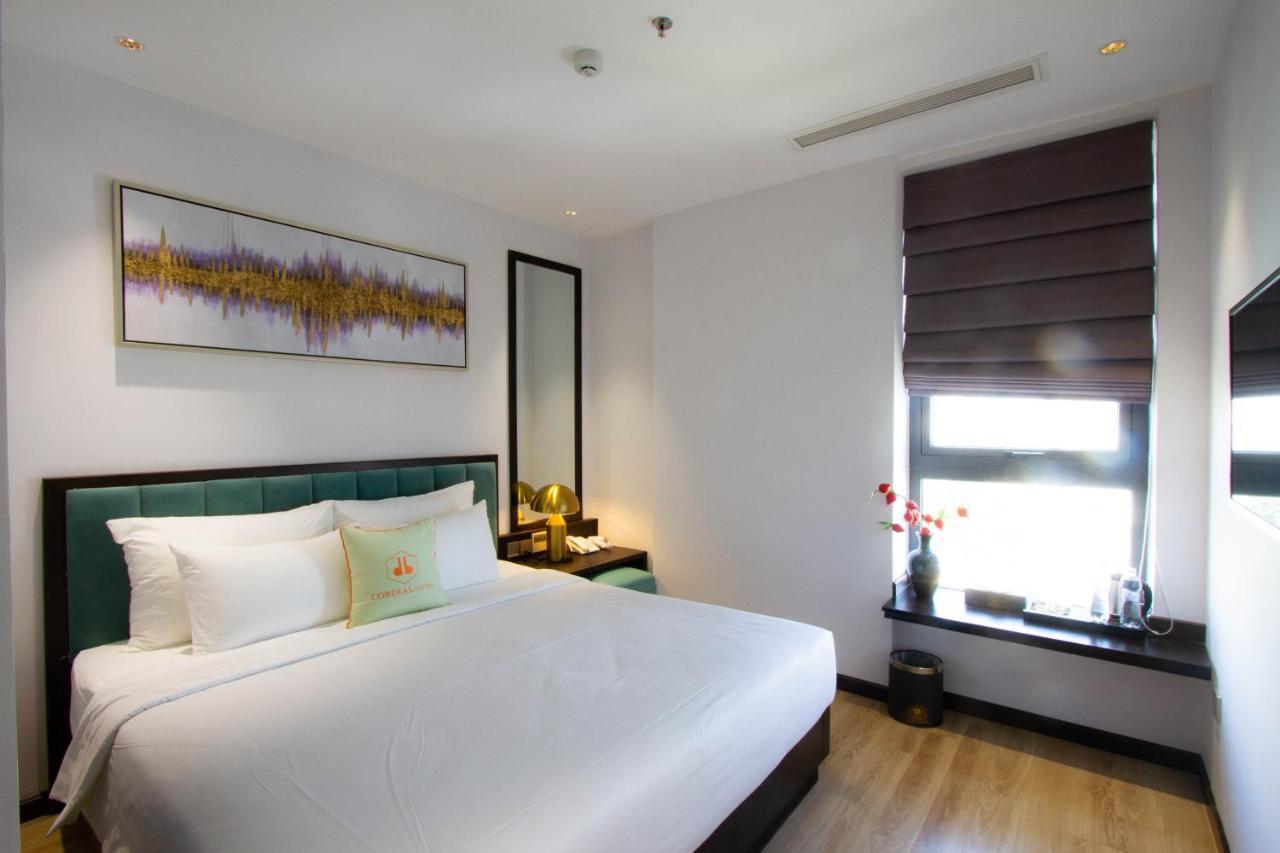 Cordial Grand Hotel Da Nang Beach - Infinity Rooftop Pool Exterior foto